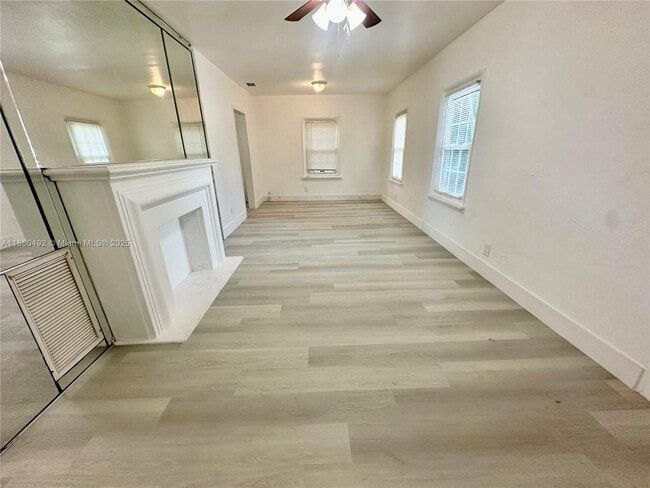 Building Photo - 1250 NW 43rd St