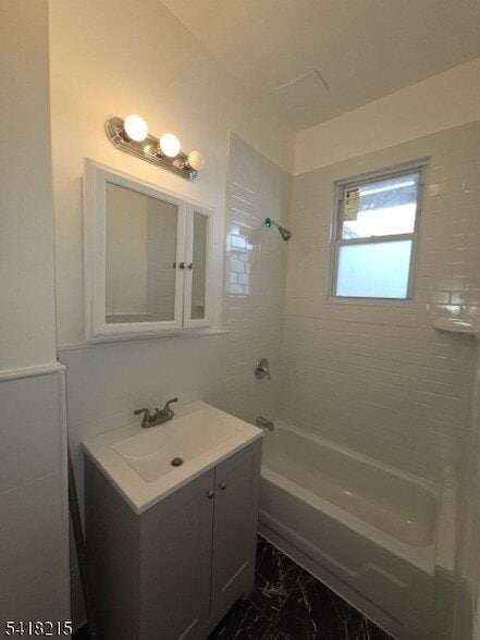 Building Photo - 293 Ohio St