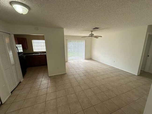 Foto del edificio - Charming 3 Bed 2 Bath home in the heart of...