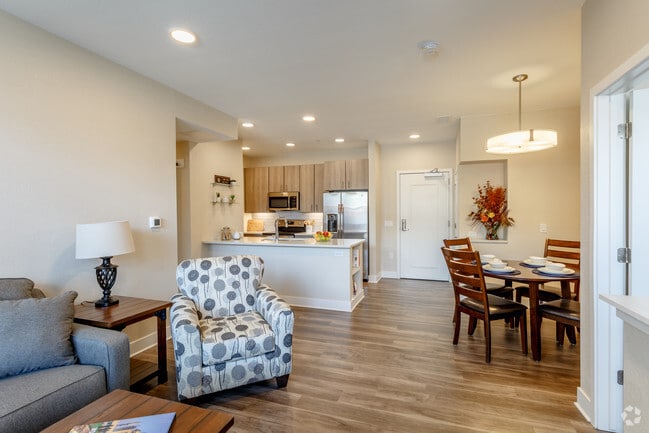 2BD, 2BA - 924 SF - Eagles Peak - 55+ Active Adult Community