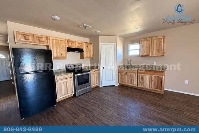 Foto del edificio - 3 Bedroom Home In Lubbock ISD!