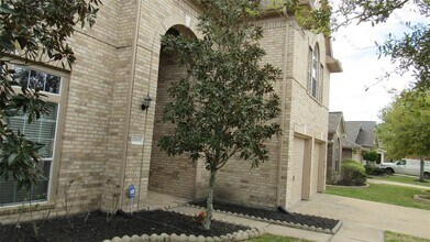 Building Photo - 17615 Belwood Park Ln