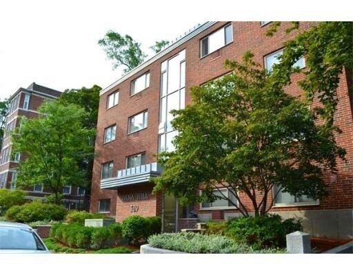 Building Photo - 329 Harvard St