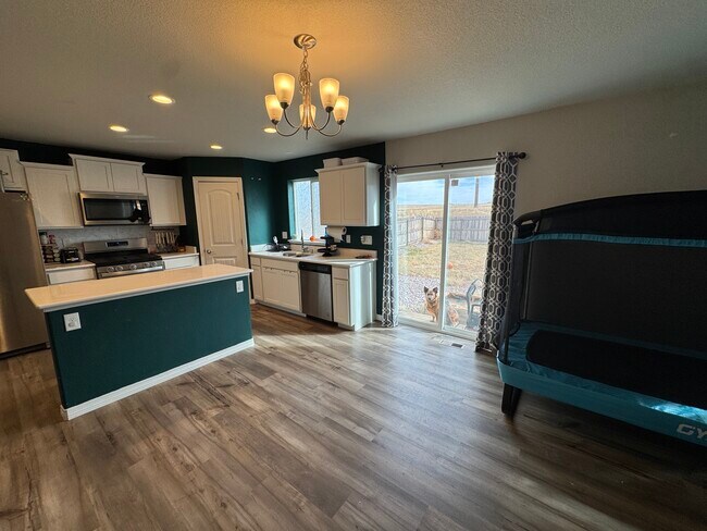 Building Photo - 10785 Horton Dr