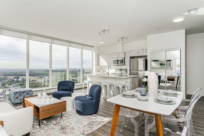 Photo du bâtiment - Hat at Five Corners