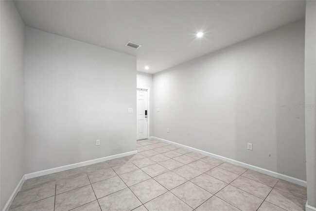 Building Photo - 12309 Grizzly Ln