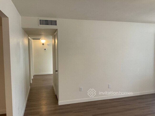 Foto del edificio - 13401 N 37th Ave