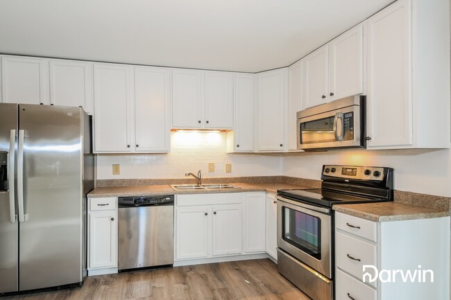 Foto del edificio - 1570 Bluefield Dr