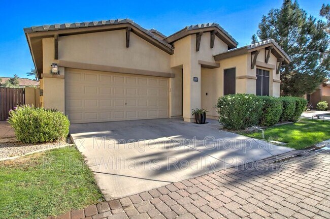 Building Photo - 1833 W Periwinkle Way