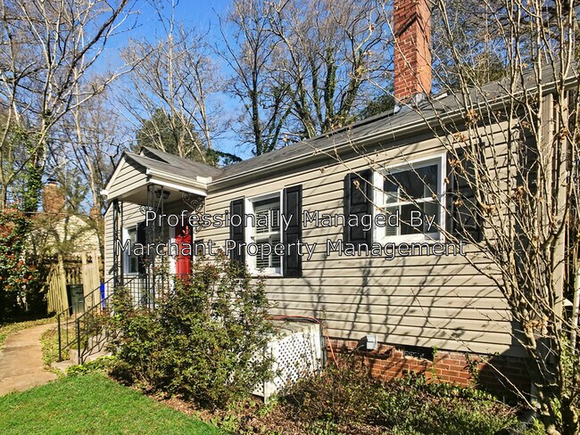 Foto del edificio - 235 W Hillcrest Dr