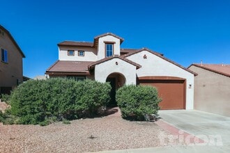 Building Photo - 678 S Desert Haven Rd
