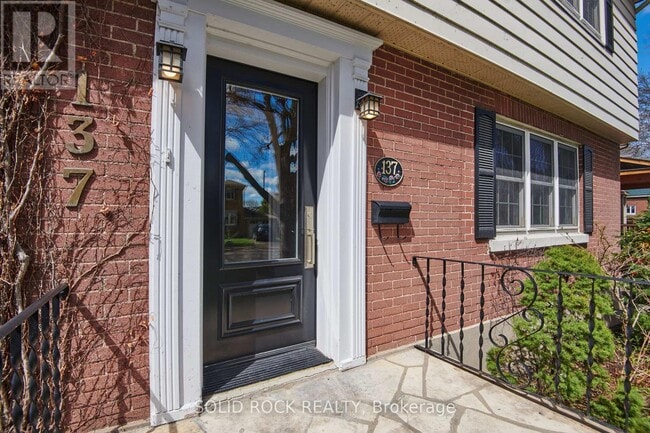 Building Photo - 137 Southern Dr