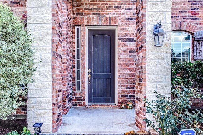Foto del edificio - 623 Orlandis Ln
