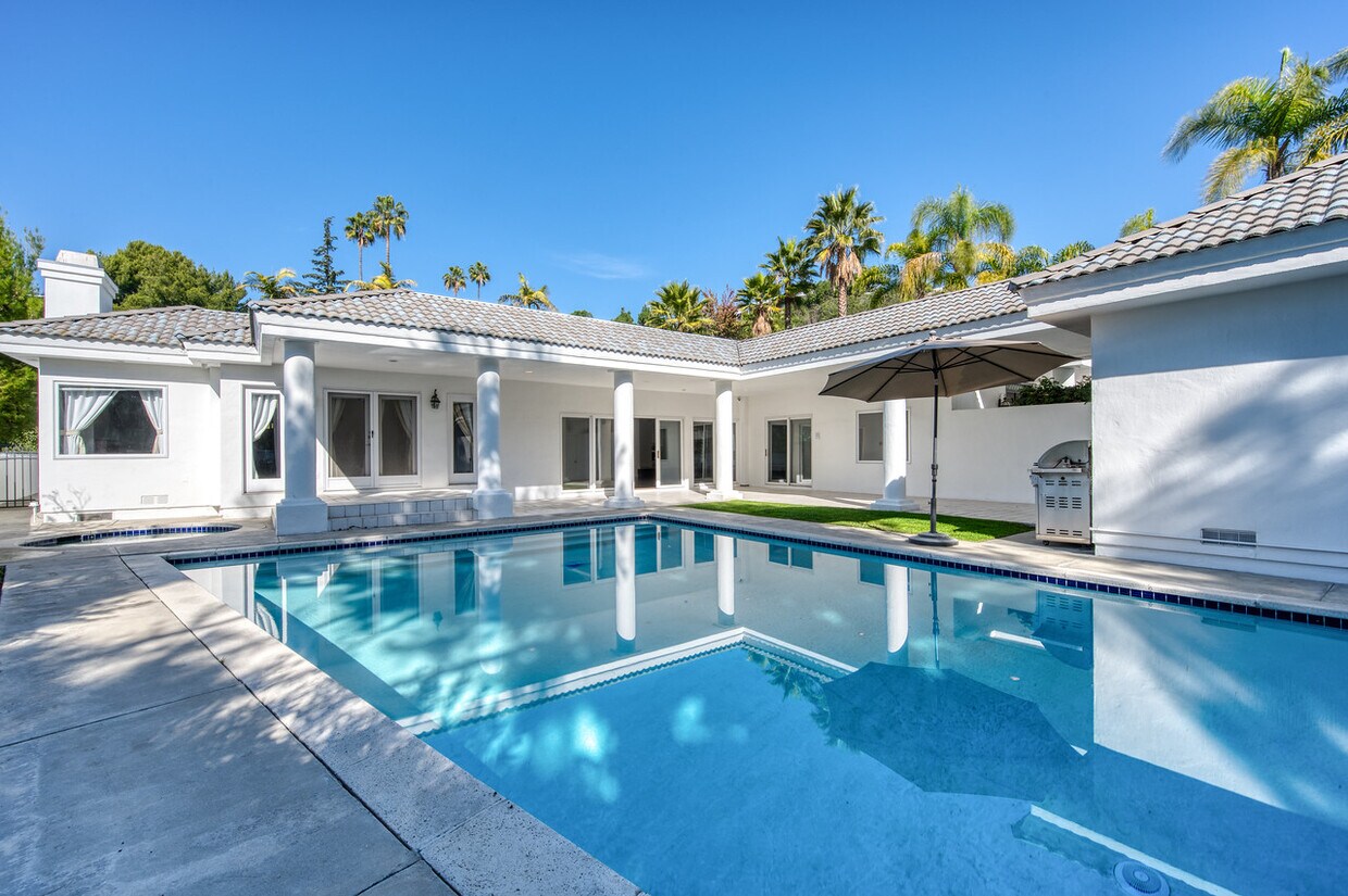 1605 Loma Vista Dr, Beverly Hills, CA 90210 House Rental in Beverly