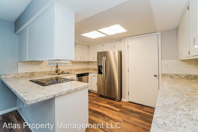 Building Photo - 4 br, 2.5 bath House - 458 Catalina Drive