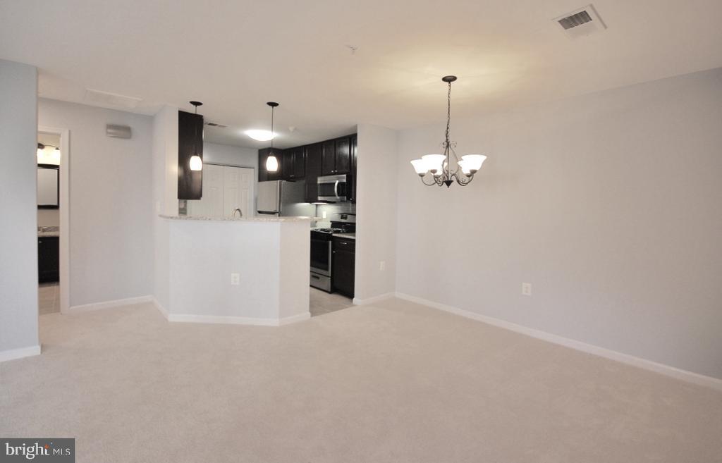Primary Photo - 11405 Windleaf Ct