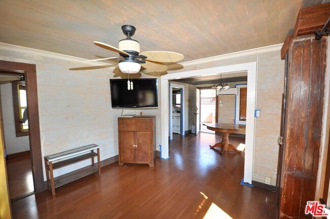 Building Photo - 2315 2nd