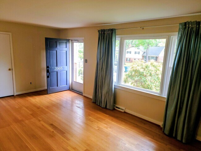 Foto del edificio - Delightful 3 Bedroom Home for Rent in Henrico