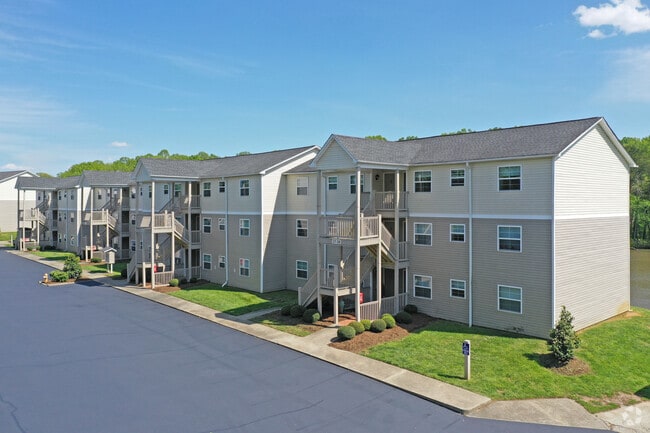 Lake Park Apartments - Kernersville, NC | Apartments.com