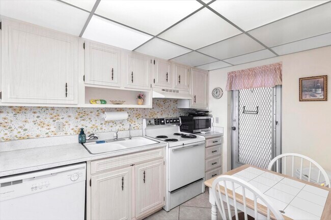 Foto del edificio - 4500 N Federal Hwy