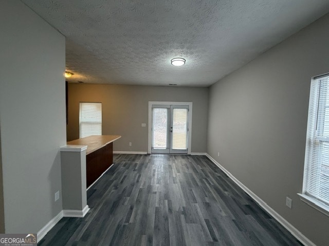 Foto del edificio - 5590 Hampton Ct