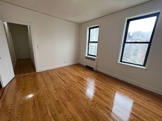 Foto del edificio - 1 bedroom in BRONX NY 10451