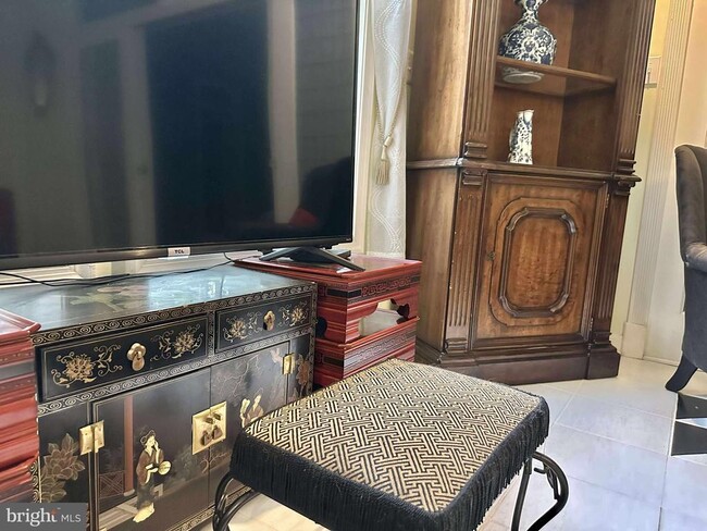 Building Photo - 2403 Shreve Hill Rd