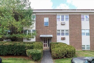 Building Photo - 48 Belair Dr