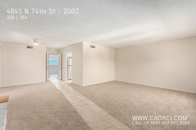 Foto del edificio - 4845 N 74th St