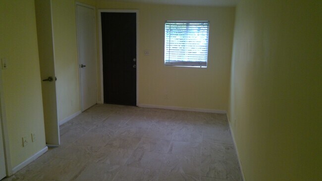 Bedroom 1 - 1132 NE 17th Ave