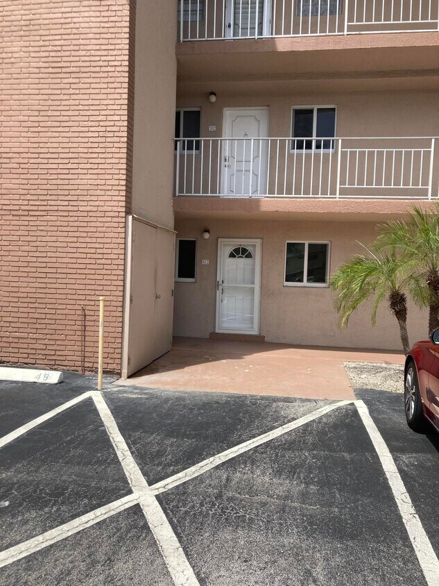 2615 NE 1st Ct Unit 102, Boynton Beach, FL 33435 Condo for Rent in