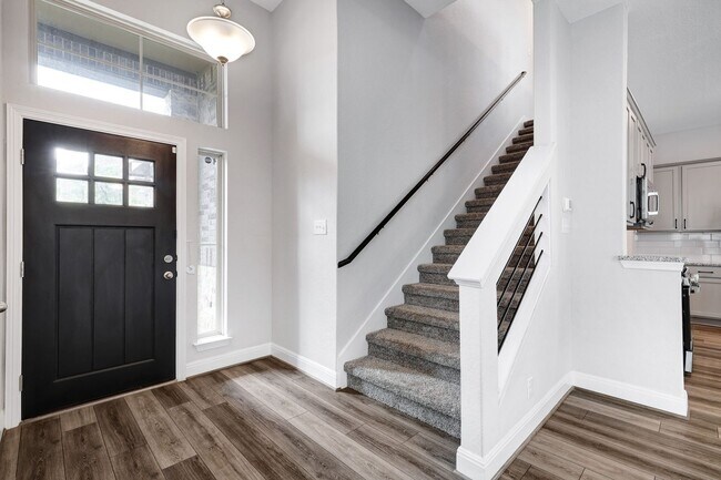 Building Photo - ***APPLICATION CURRENTLY UNDER REVIEW***St...