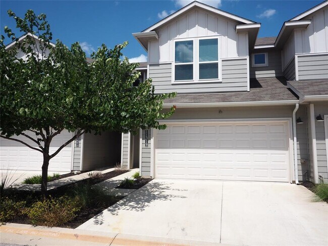 Building Photo - 11319 Gadsen Ln