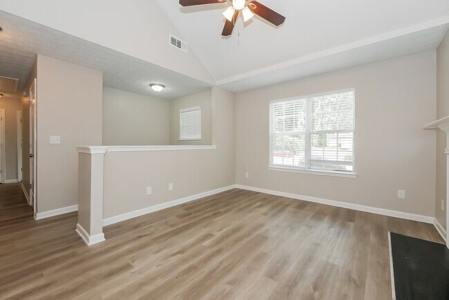 Building Photo - 2096 Dylan Ct