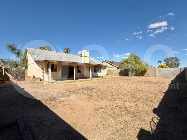 Foto del edificio - 2329 E Folley St
