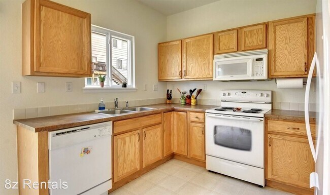 Building Photo - 5720 Mt Sanitas Ave