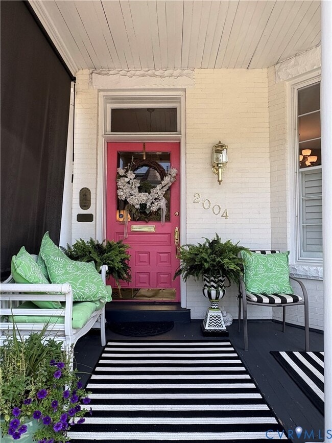 Building Photo - 2004 Hanover Ave