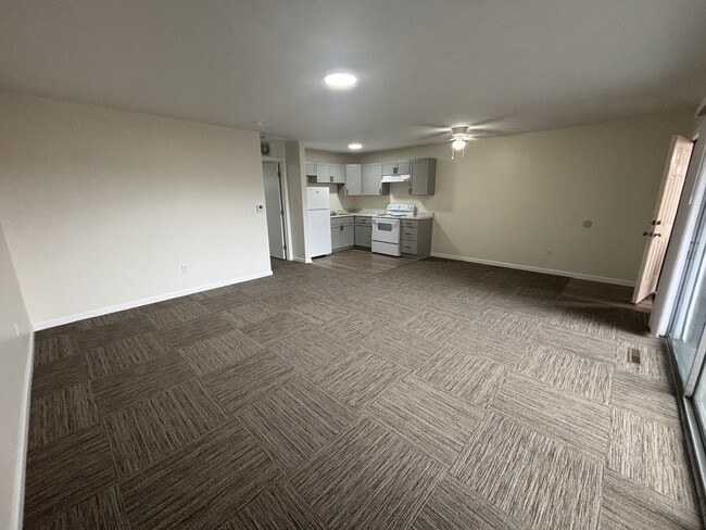 Interior Photo - Greenbriar Gardens