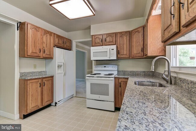 Foto del edificio - 6 Delta Ct