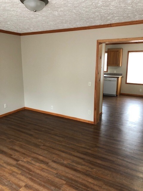Building Photo - 1400 N Haiden Dr