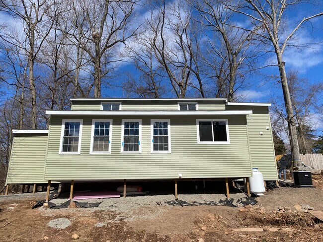 Foto del edificio - 67 Fernwood Ln