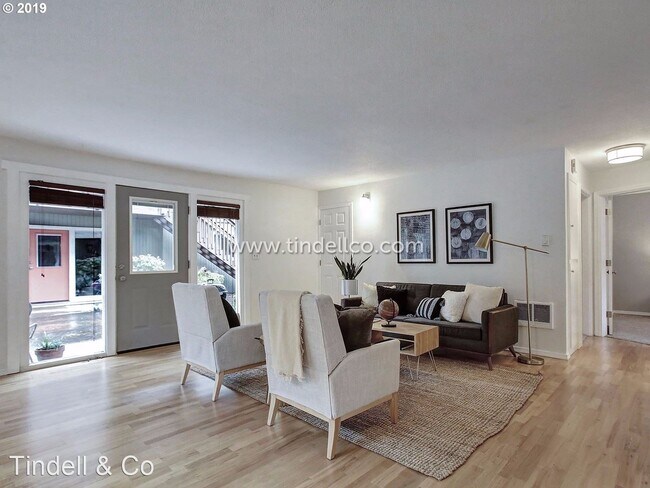 Building Photo - 2 br, 1 bath House - 2941 SW Miles St #1