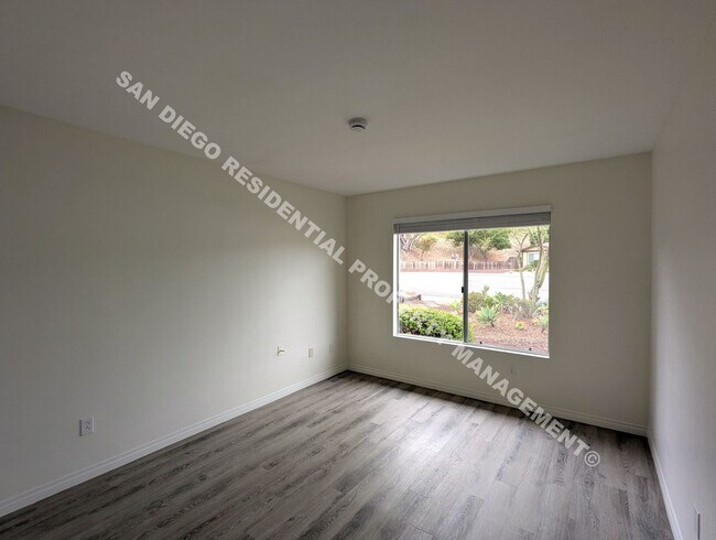 Building Photo - 4749 Canterbury Ct