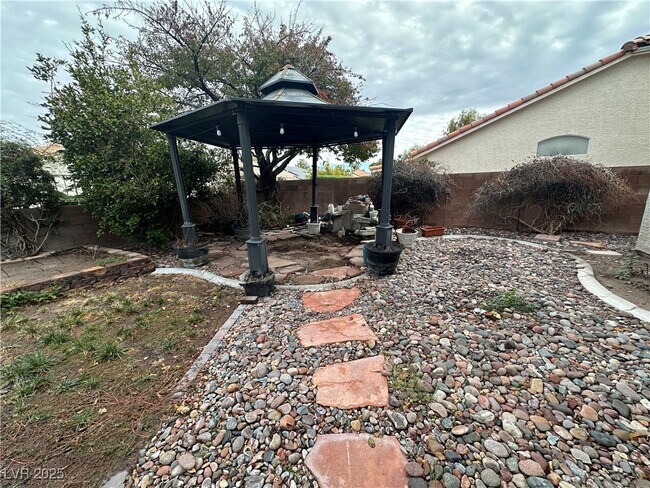 Foto del edificio - 2566 Golden Bay Ct