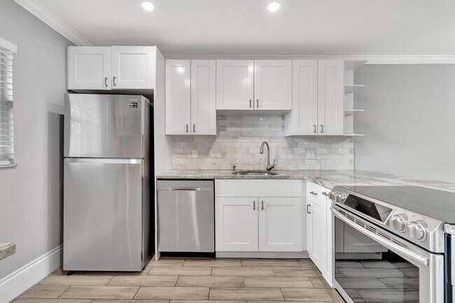 Foto del edificio - 2900 Fiore Way