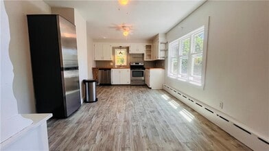 Building Photo - 61 Almy St