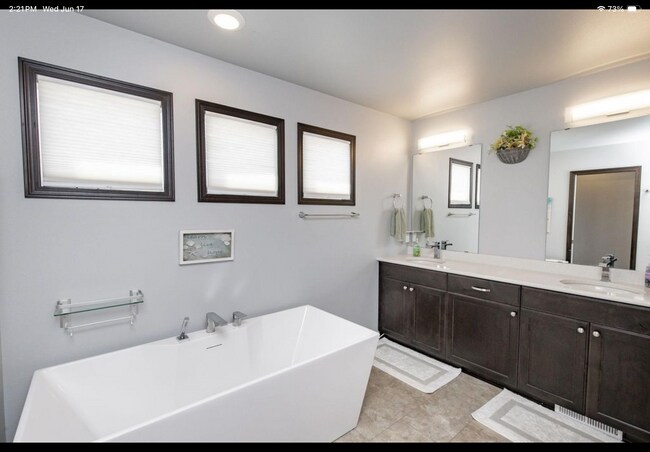 Foto del edificio - 8853 Meadowlark Pky