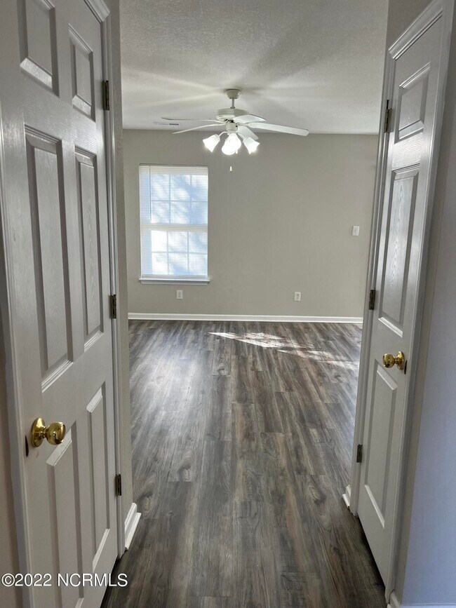 Foto del edificio - 4250 Williamsbrook Ln