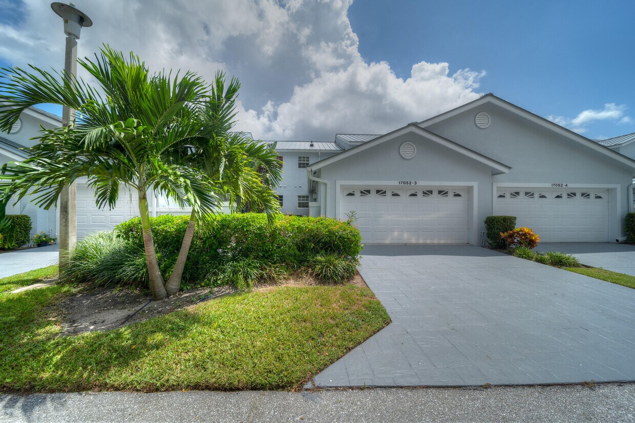 17052 Boca Club Blvd, Boca Raton, FL 33487 Townhome Rentals in Boca