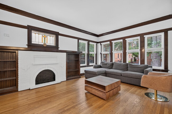 Building Photo - 4940 N Whipple St